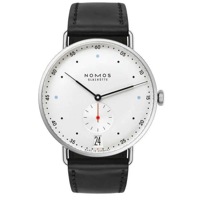 NOMOS Glashütte Metro 38 date kol saati