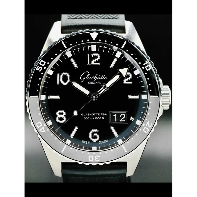 Glashutte Original Glashütte Original SeaQ Panorama Date 1-36-13-01-80-33 210000036176 kol
