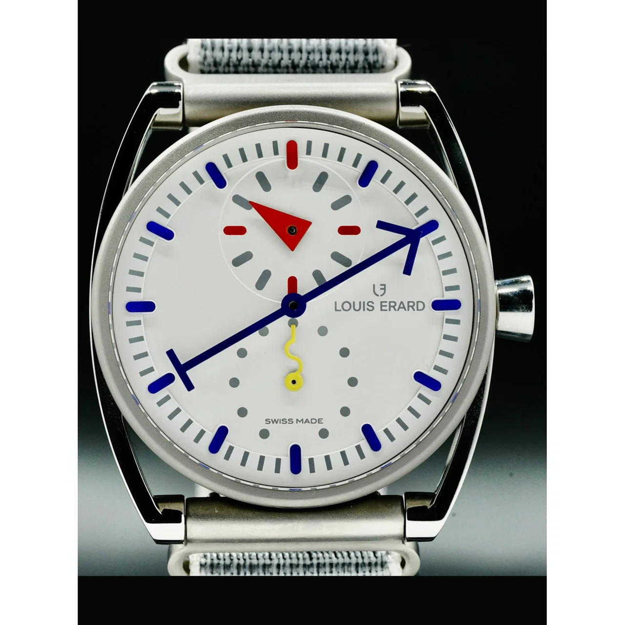 Louis Erard Regulateur Blanc x Alain Silberstein 85358TT01.BTT83 210000035346 40 mm kol saati