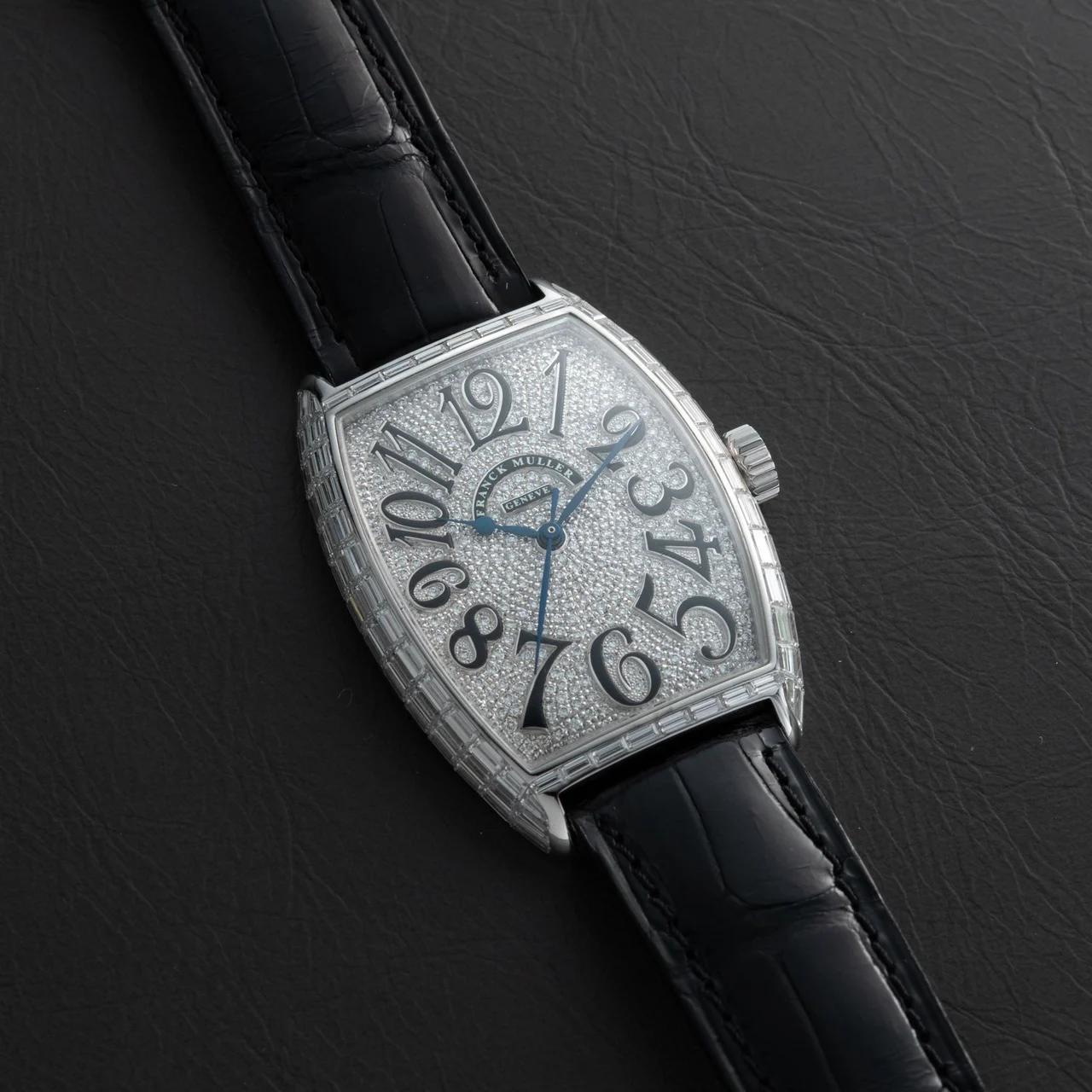 Franck Muller Cintrée Curvex 40992152 32 mm kol saati
