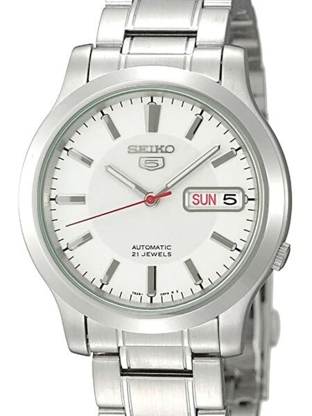 Seiko Automatic White Dial Watch with Stainless Steel Bracelet #SNK789 38 mm kol saati