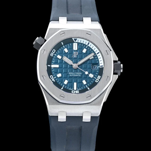 Audemars Piguet Royal Oak Offshore Diver 15720ST.OO.A027CA.01 210009N34131 kol saati