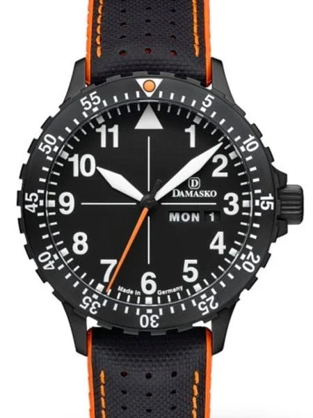 Damasko Swiss ETA Automatic with a Rotating 60-Minute Bezel and Black ion plated SS Case #DA42 DA42BK-60 42 mm kol saati