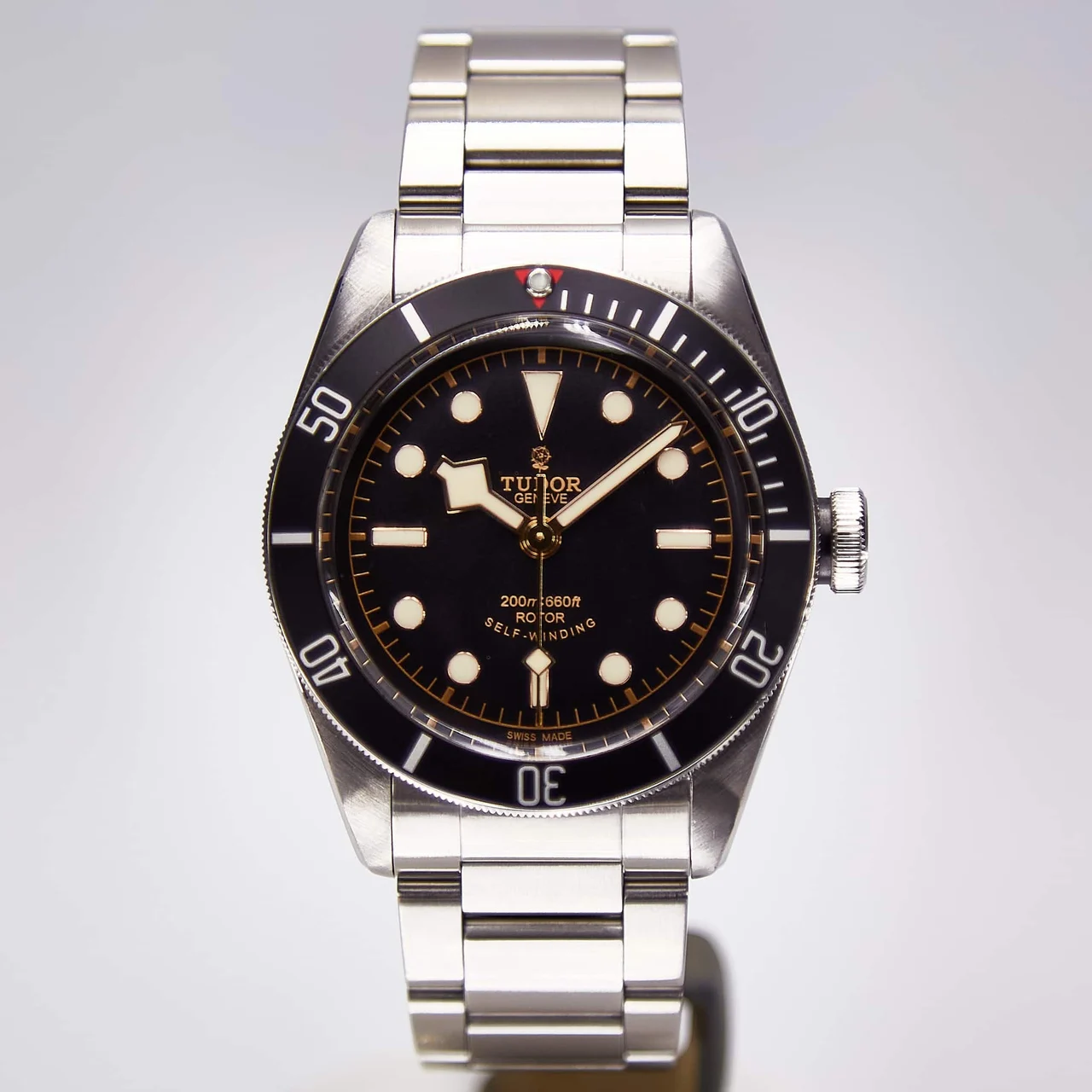 Tudor Black Bay 210000008149 41 mm kol saati