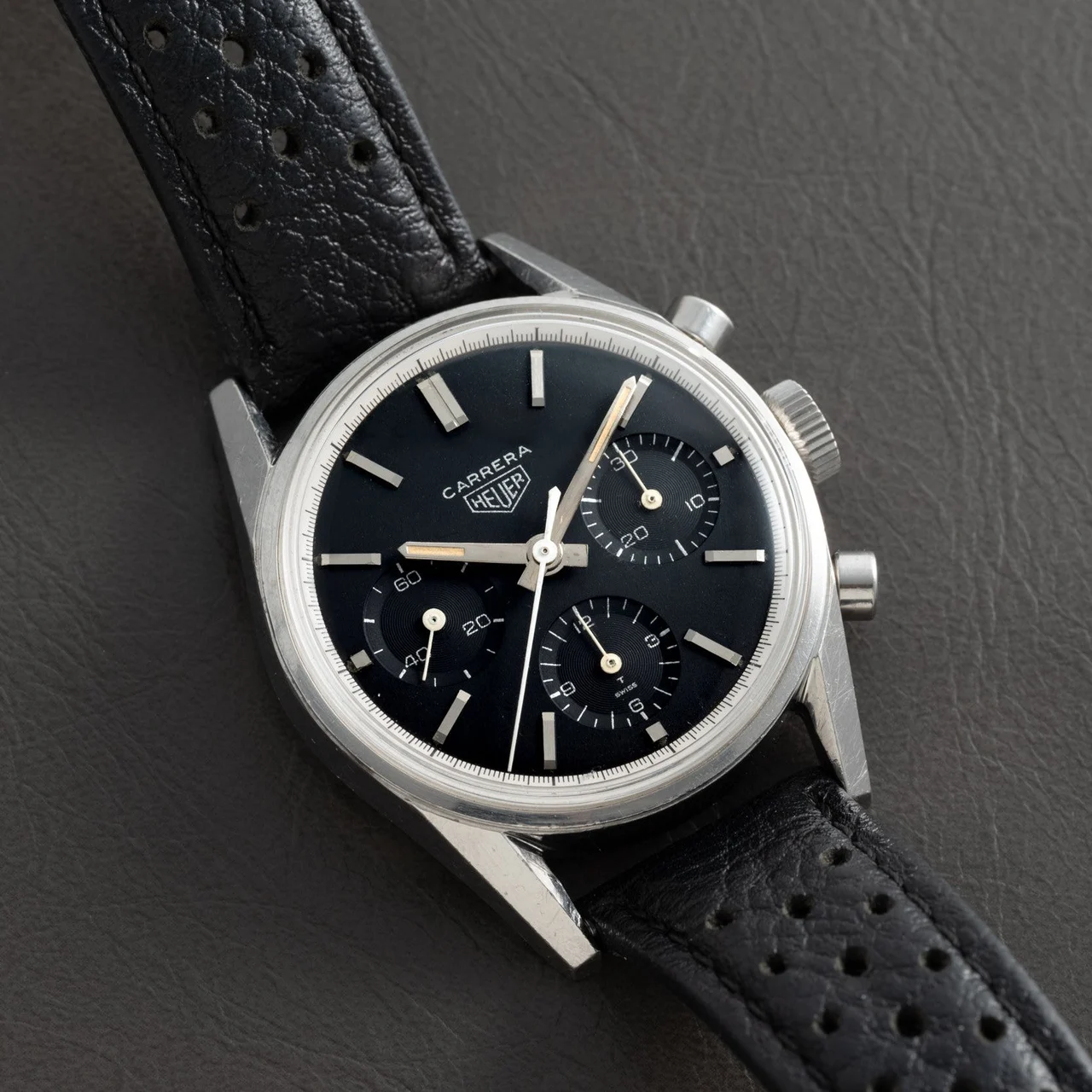Heuer Carrera 40991751 35 mm kol saati