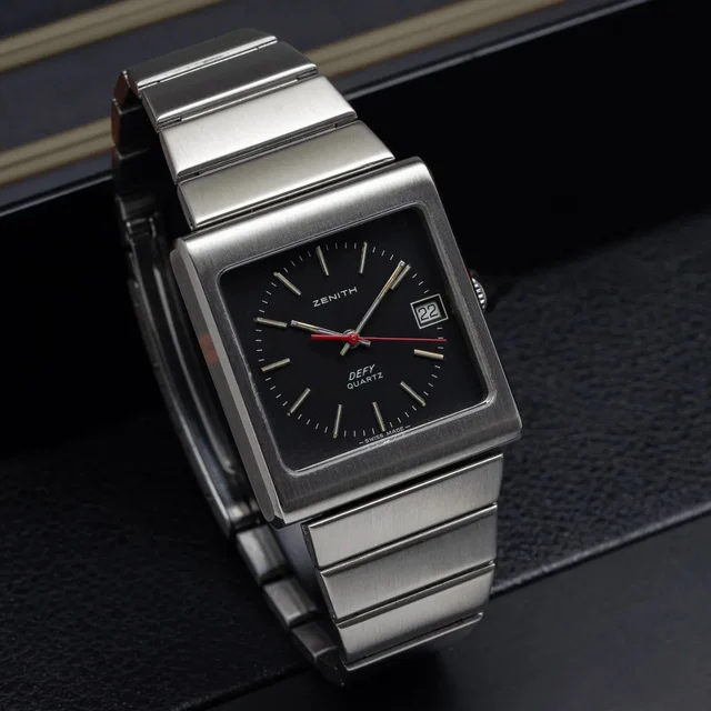 Zenith Surf 02.0440.458-460, 1981 kol saati