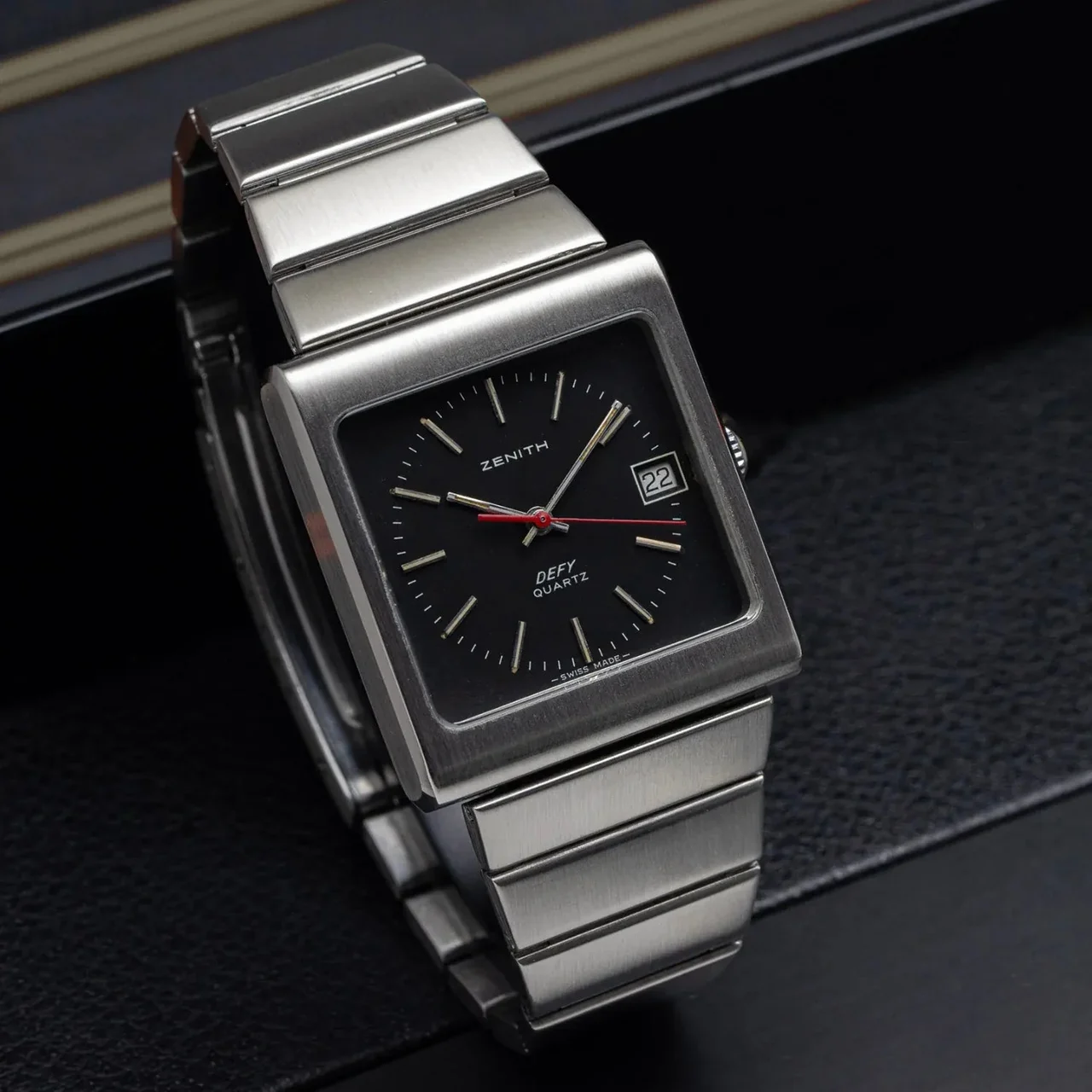 Zenith Surf 02.0440.458-460, 1981 32 mm kol saati