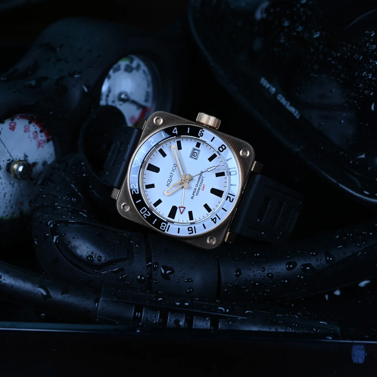 AQUATICO Super Charger GMT Full Lume Dial 43 mm kol saati