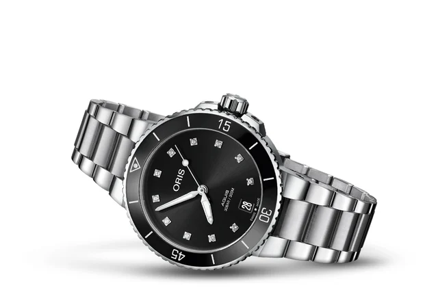 Oris Aquis Date Diamonds 01 733 7731 4194-07 8 18 05P kol saati
