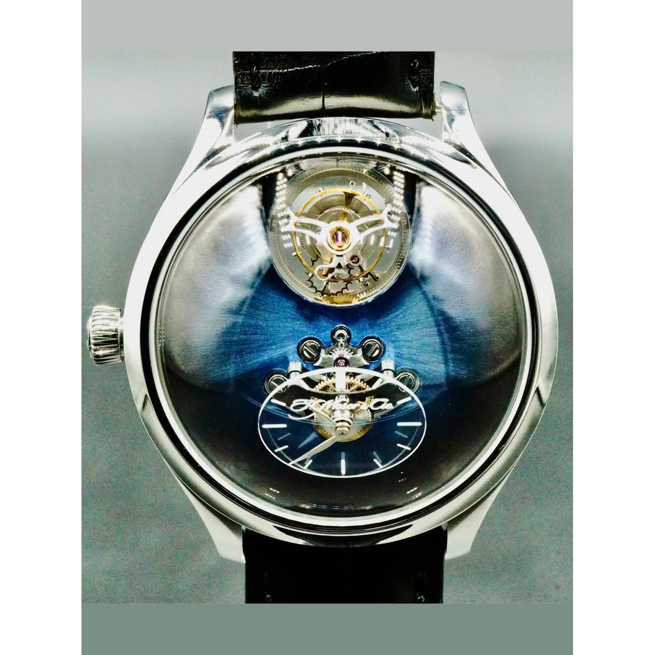 H. Moser & Cie. - Moser & Cie. x MB&F Endeavour Cylindrical Tourbillon Funky Blue 1810-1200 210000041939 42 mm kol saati