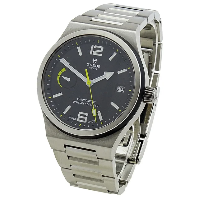 Tudor North Flag I430496 kol saati