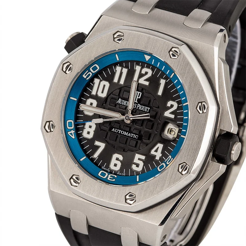 Audemars Piguet Royal Oak Offshore 15701ST 15701ST.OO.D002CA.02 42 mm kol saati