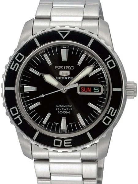 Seiko Sports 5, 23-Jewel Automatic Watch with Day and Date Window #SNZH55K1 41 mm kol saati