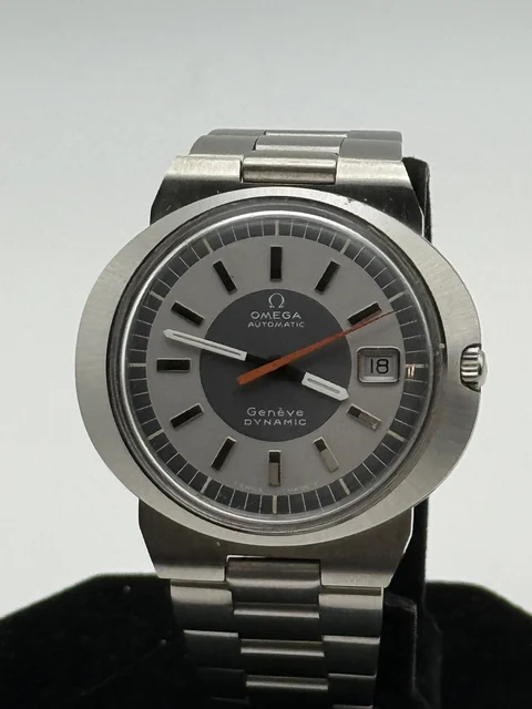 OMEGA Omega 27984486 kol saati