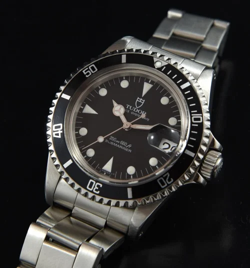 Tudor Submariner 79090 kol saati