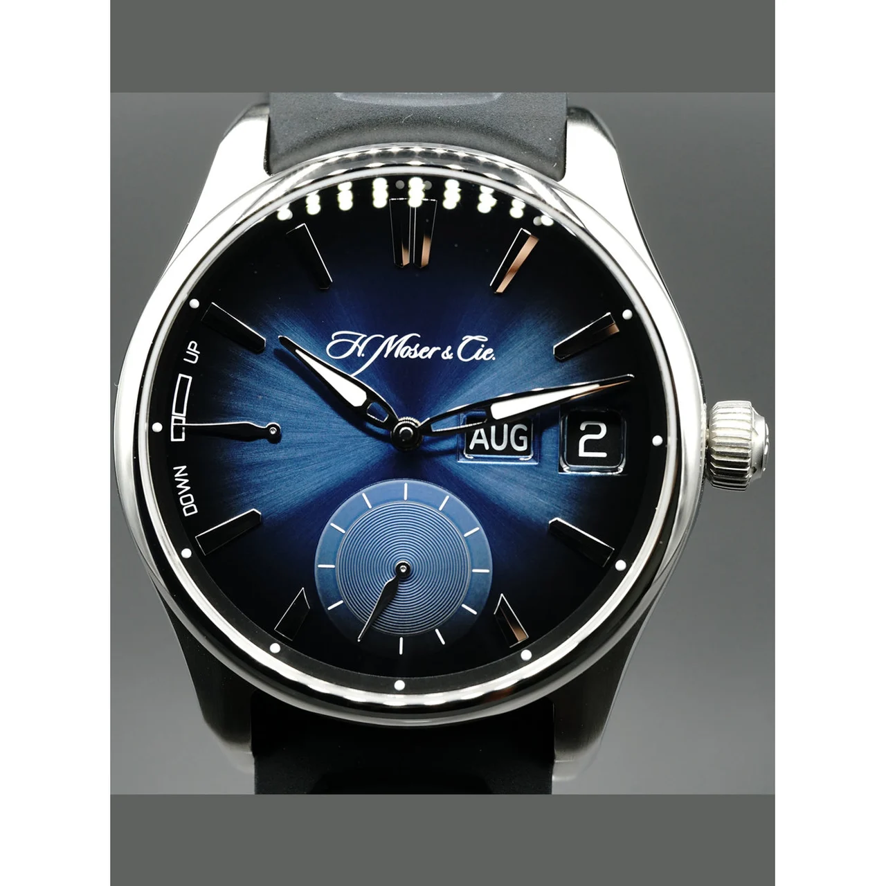 H. Moser & Cie. - Moser & Cie. Pioneer Perpetual Calendar 3808-1201 210000019159 kol saati