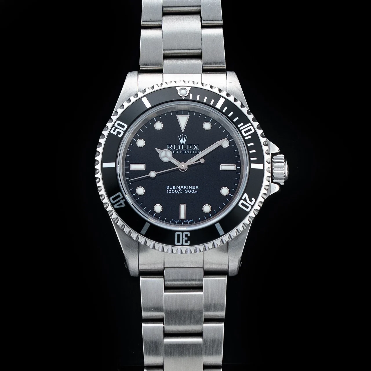Rolex Oyster Perpetual Submariner 210009N32879 40 mm kol saati