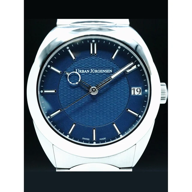 Urban Jürgensen One Date Blue Dial on Bracelet POC210000077834 kol saati