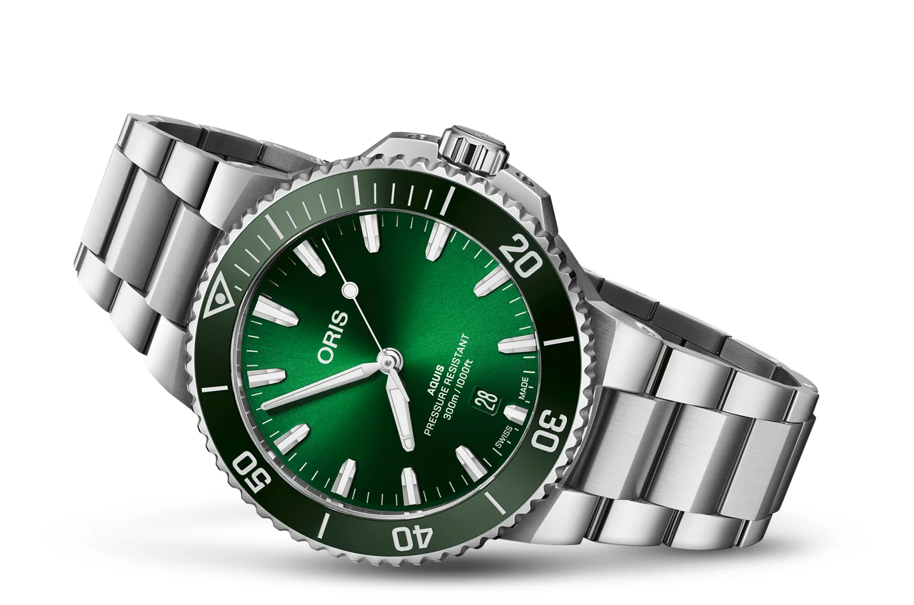 Oris Aquis Date 01 733 7787 4157-07 8 22 04PEB 41.5 mm kol saati