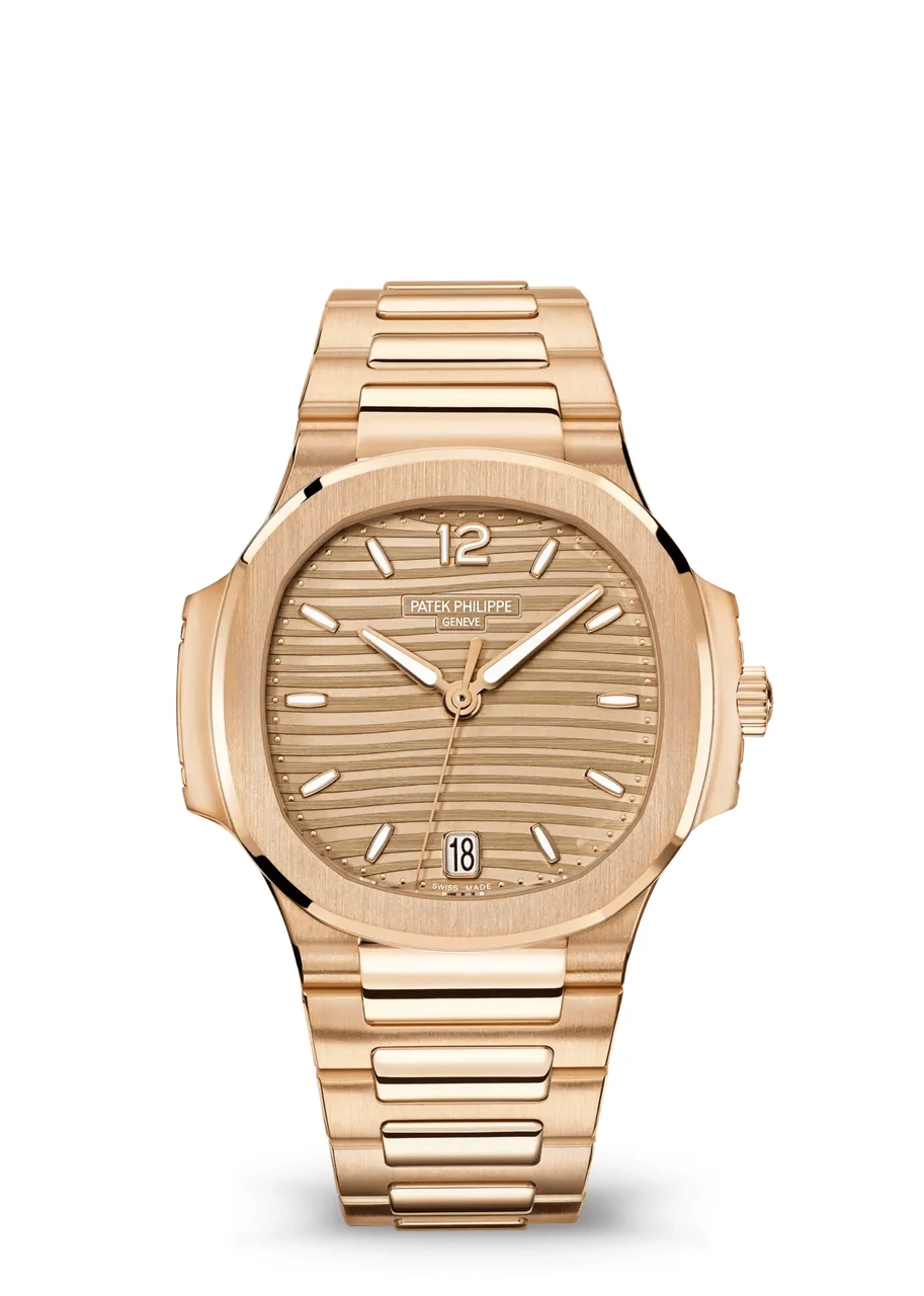 Patek Philippe Nautilus 7118 7118/1R-010 35.2 mm kol saati