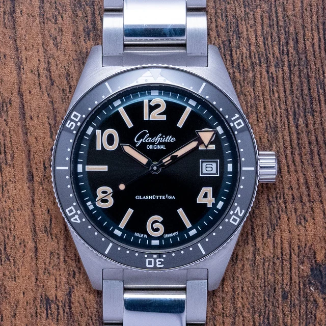 Glashutte Original SeaQ 1-39-11-0680-70 kol saati