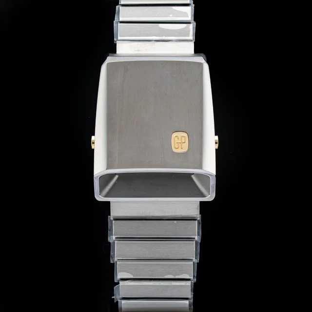 Girard-Perregaux Girard Perregaux Casquette 2.0 Titanium & Gold 39800-21-3199-6CM 210009N3