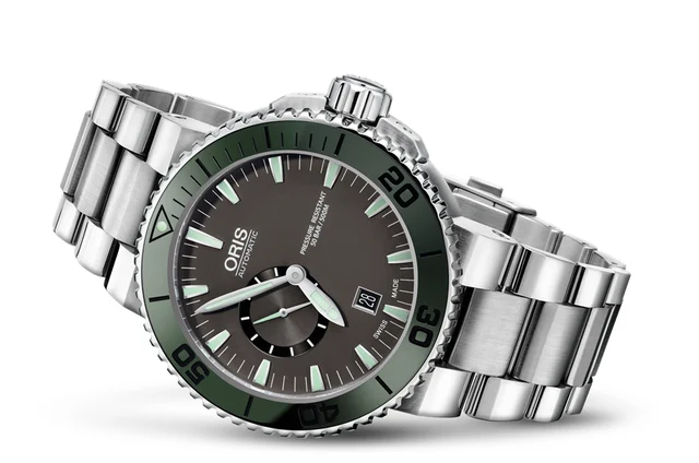 Oris Aquis Small Second, Date 01 743 7673 4157-07 8 26 01PEB kol saati
