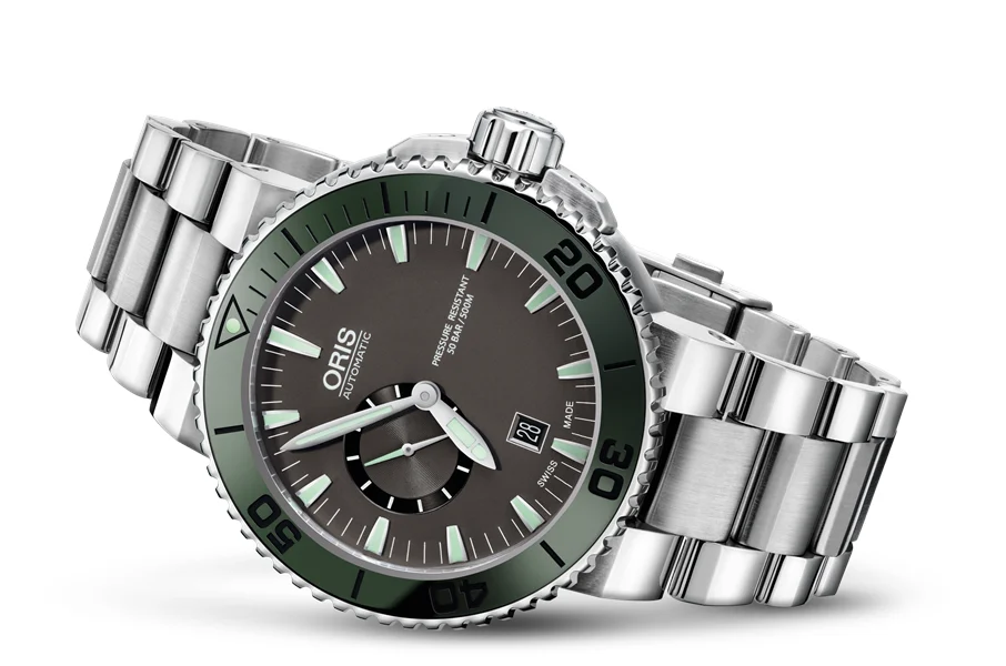 Oris Aquis Small Second, Date 01 743 7673 4157-07 8 26 01PEB 46 mm kol saati