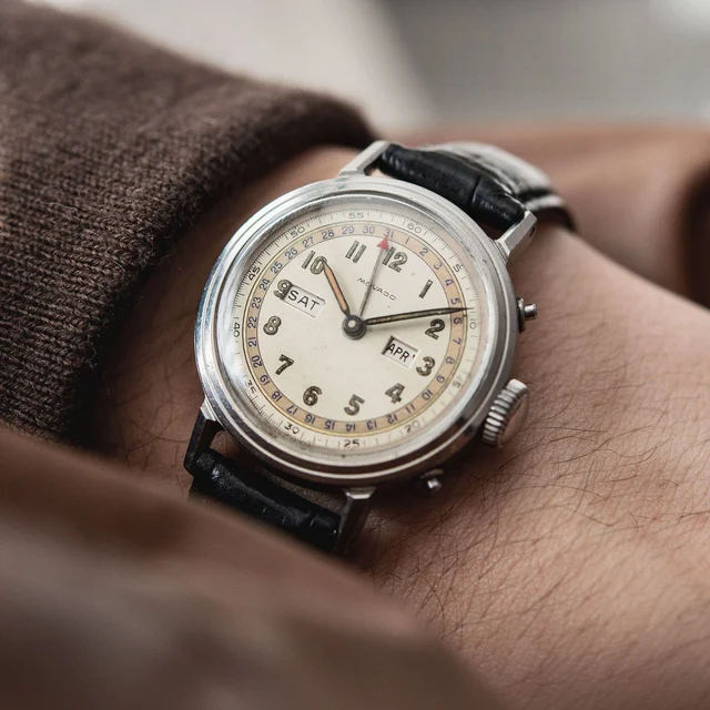 Movado Movado W-849 kol saati