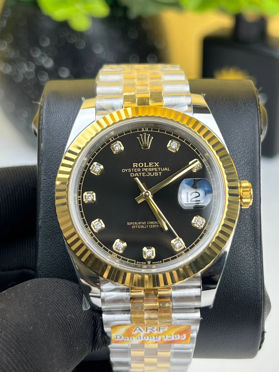 Rolex Date just Half Gold Black Diamond Dial 41mm 41 mm kol saati