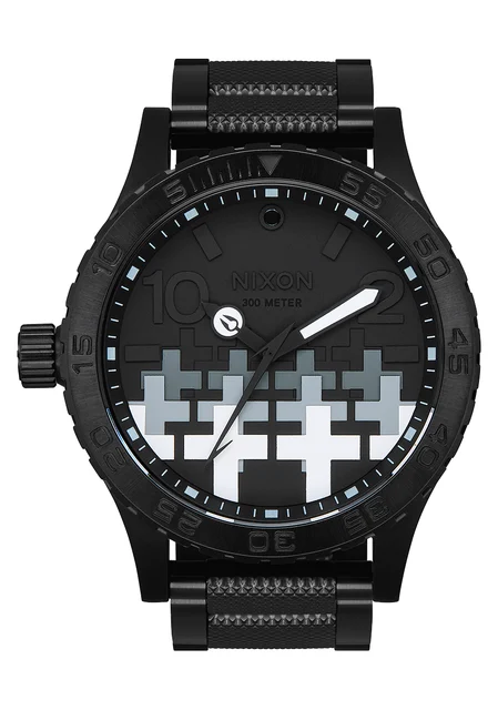Nixon US Black / Master Of Puppets A1246-3105-00 kol saati