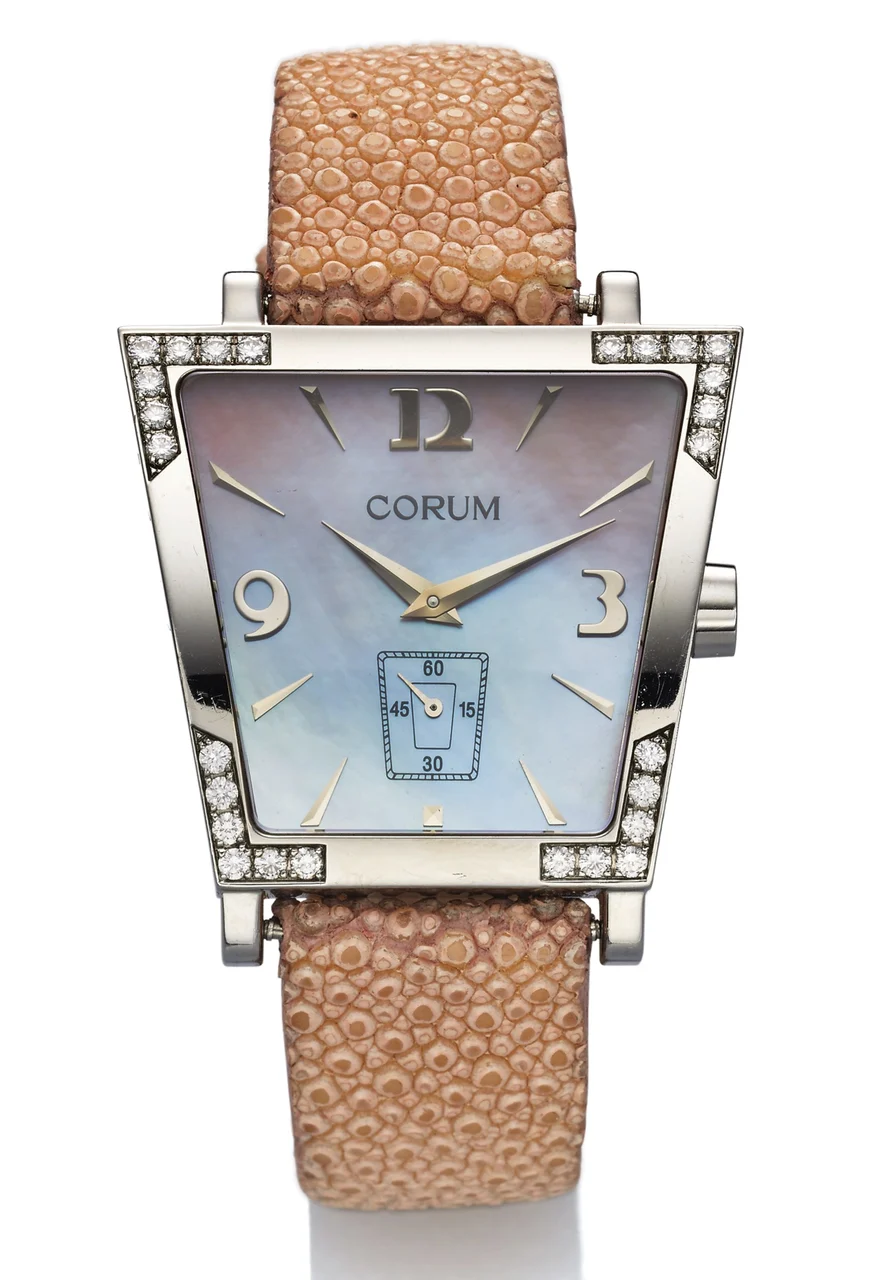 Corum CORUM REF. 106.405.47 TRAPEZE kol saati