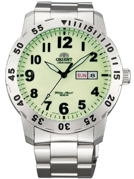 Orient Automatic Aviator Watch with Luminous Dial #FEM7A006R kol saati