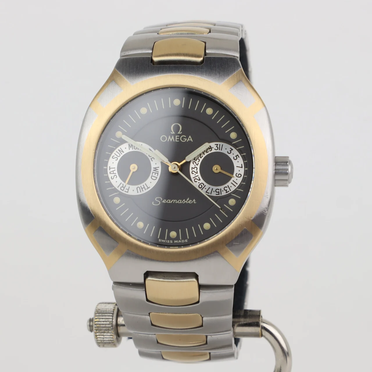 OMEGA Omega 25C017 32 mm kol saati