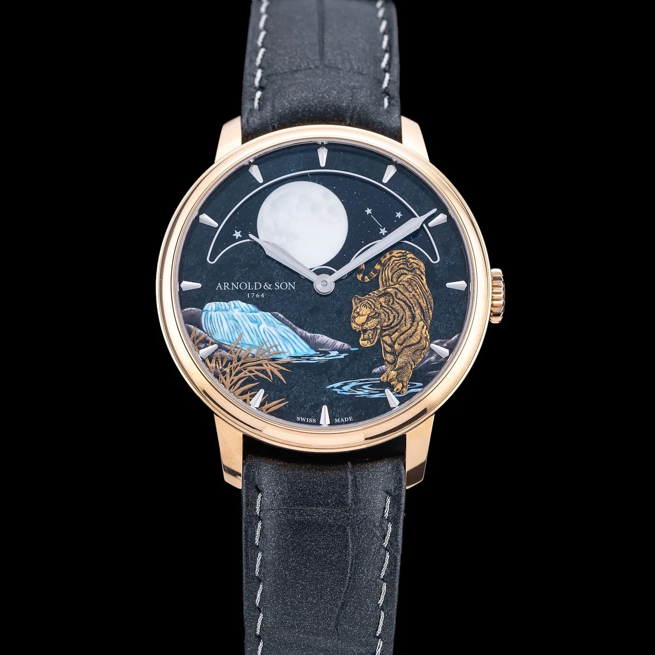 Arnold & Son Perpetual Moon Year of the Tiger 1GLBR.Z03A.C161A 210009N43542 42 mm kol saati