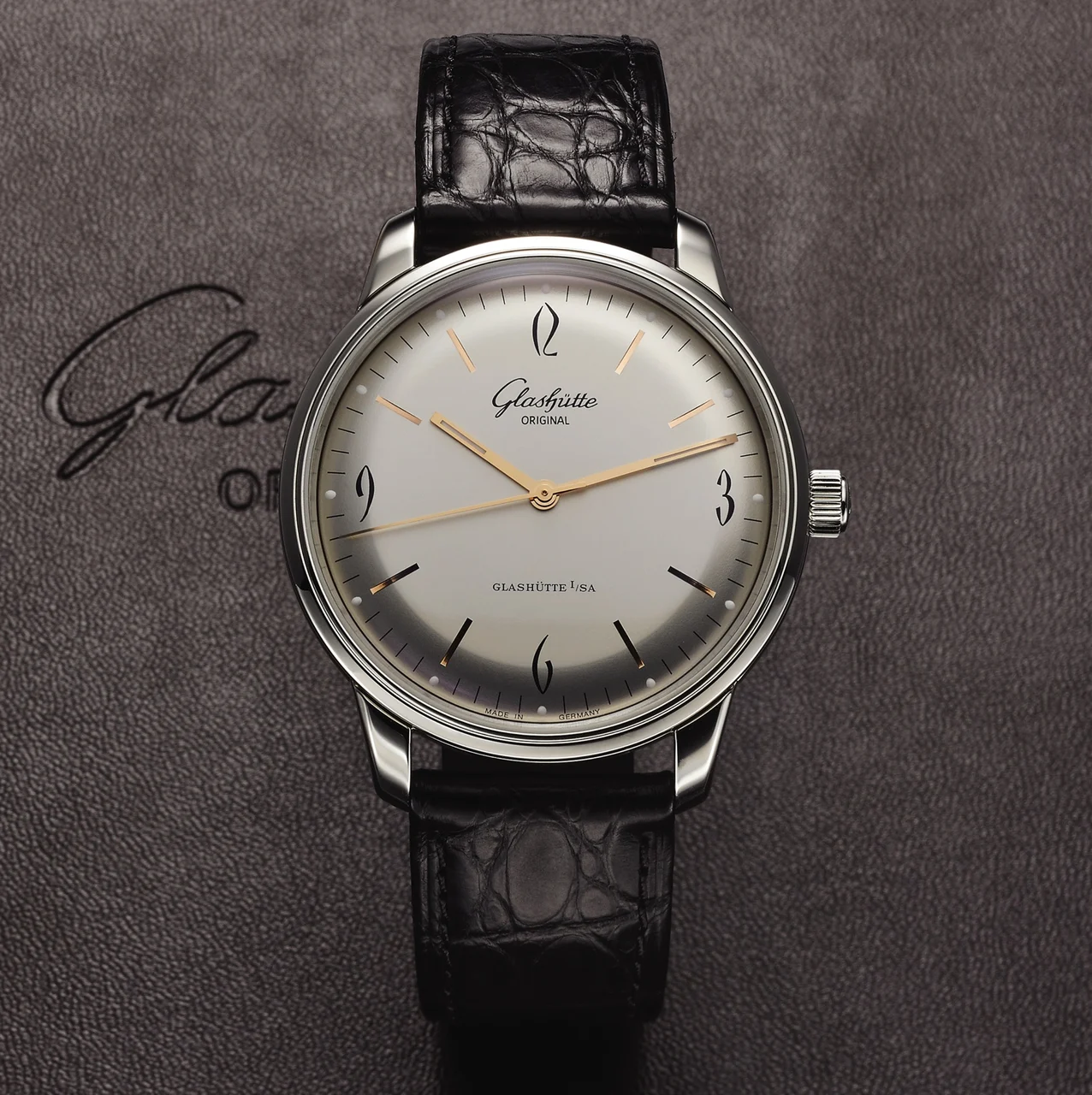 Glashutte GLASHUTTE REF. 39-52-01-02-04 kol saati