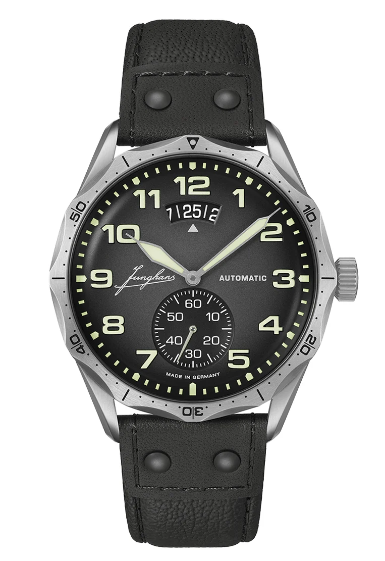 Junghans Pilot 27/4490.00 43 mm kol saati