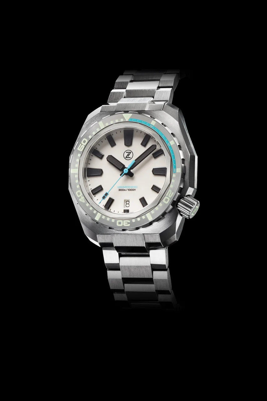 Zelos Hammerhead V3 300m Steel Frost 22 mm kol saati
