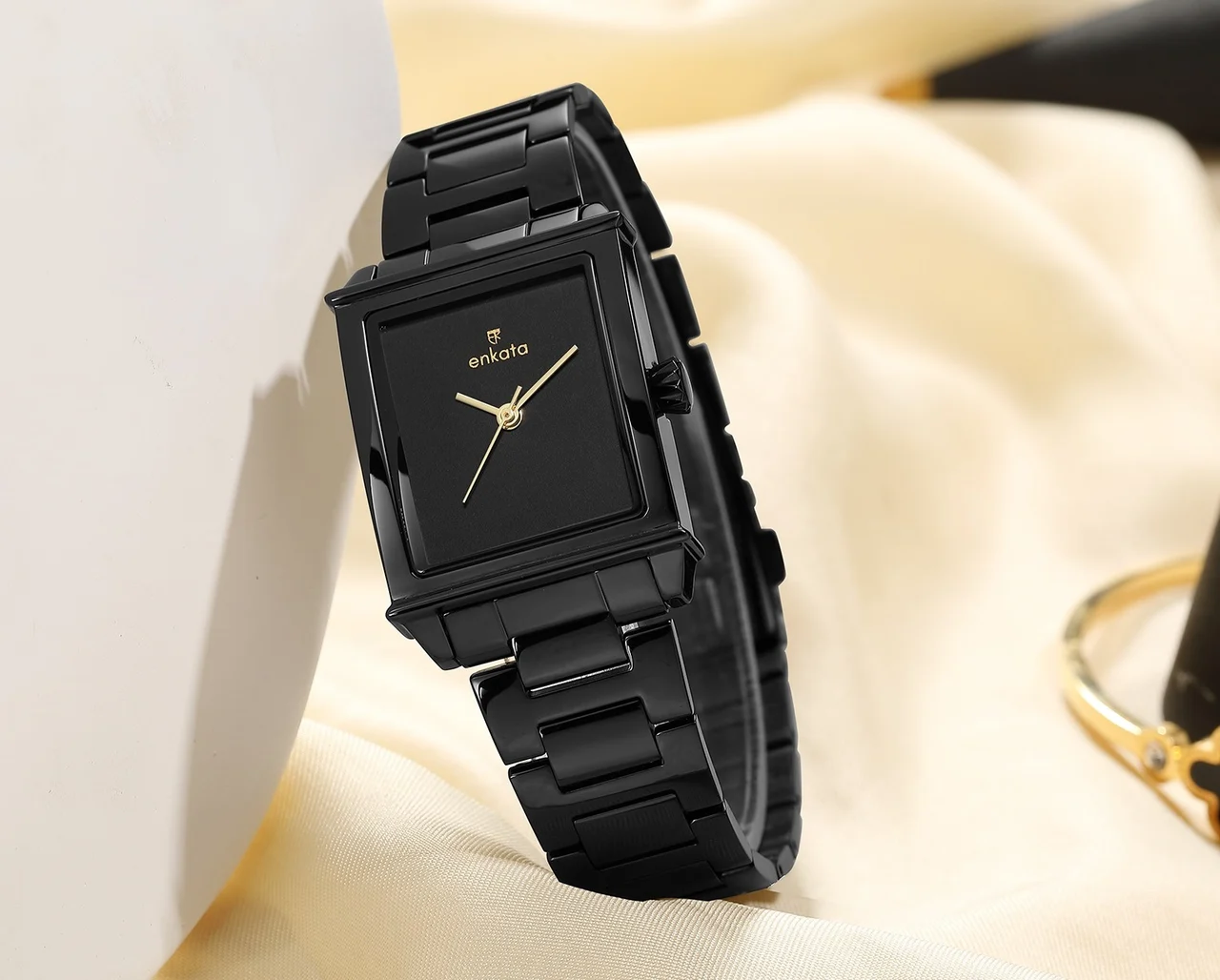 Enkatawatches Phoenix II Black 27 mm kol saati