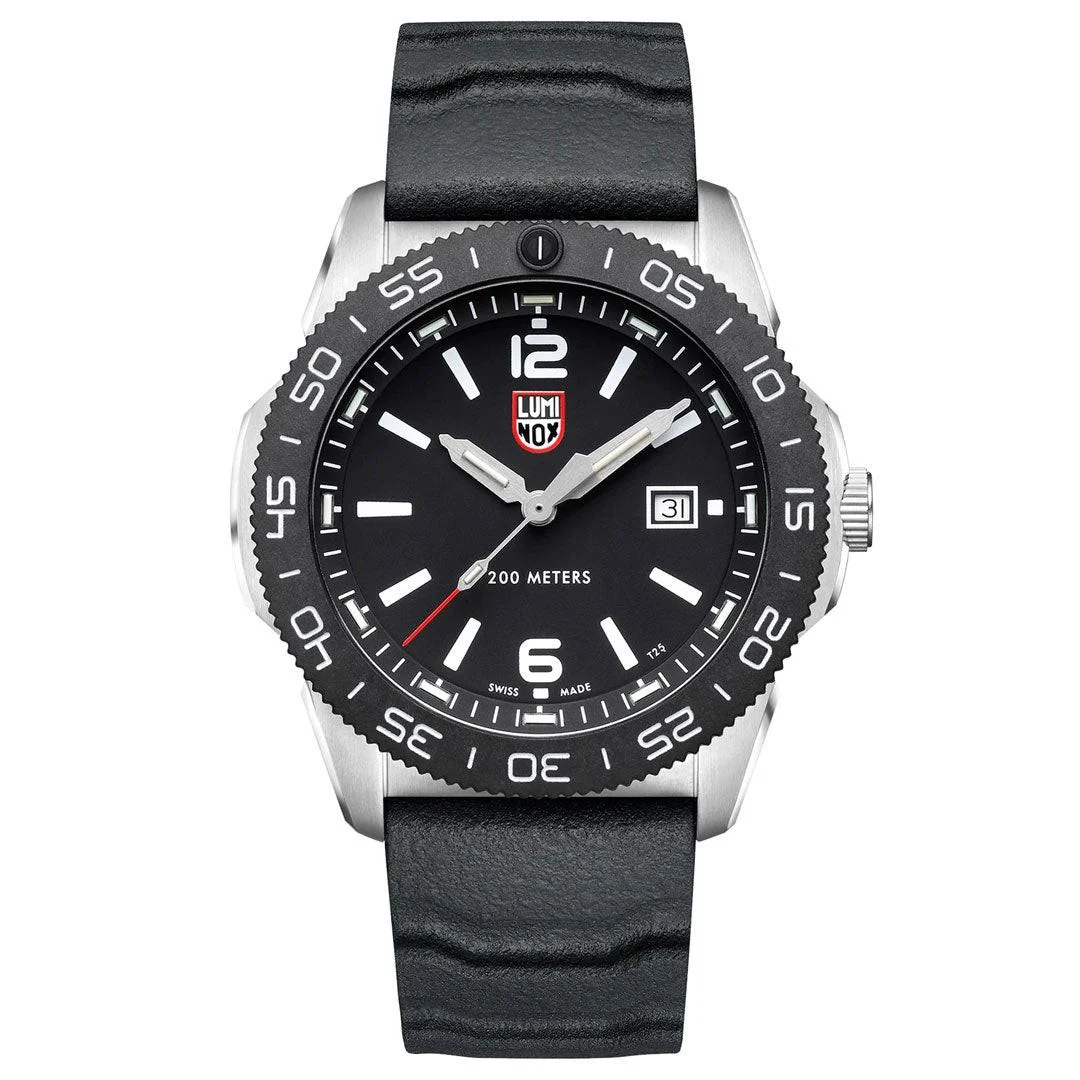 Luminox Pacific Diver XS.3121 44 mm kol saati