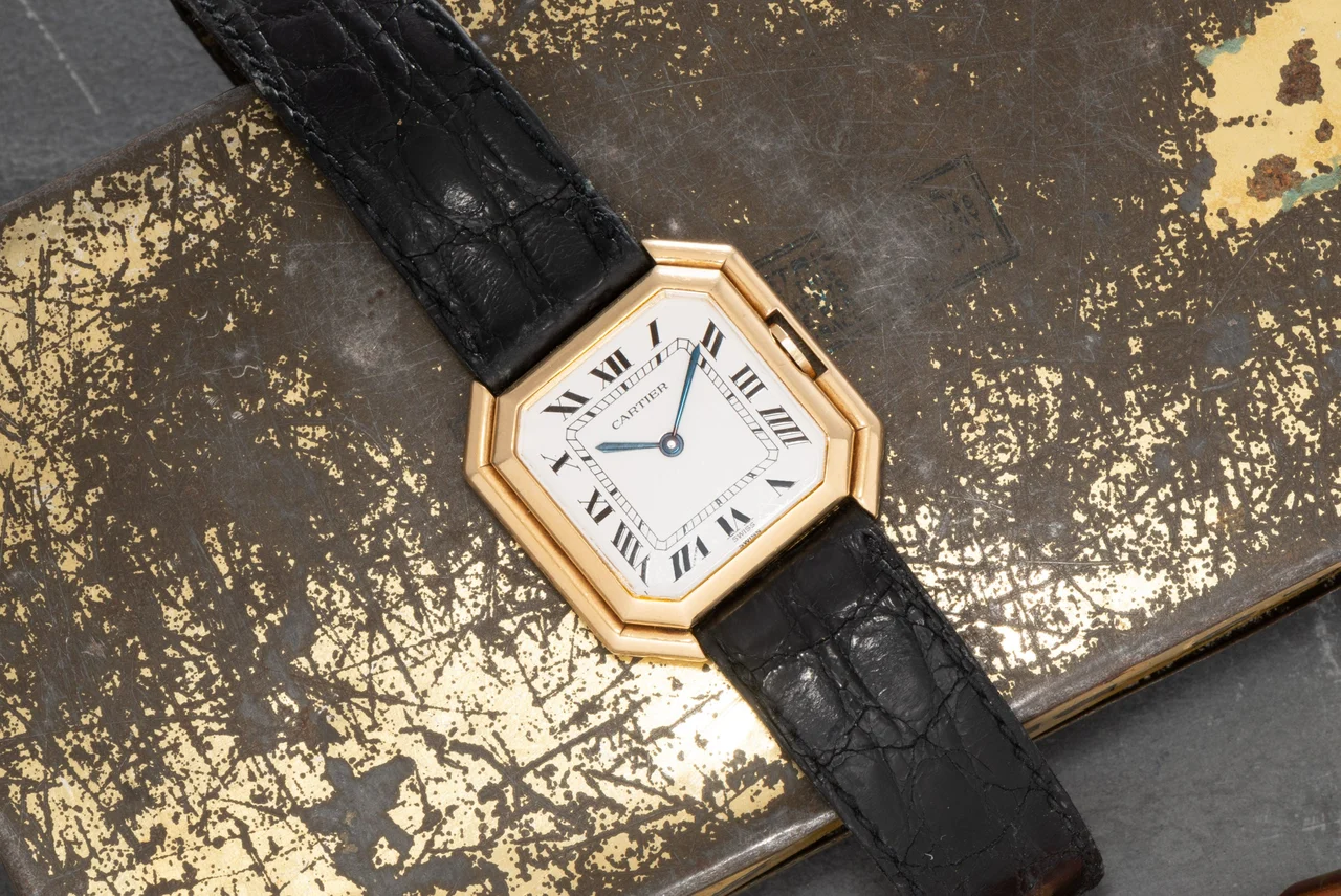 Cartier Ceinture 40950186 31 mm kol saati