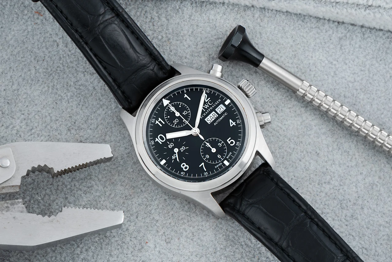 IWC IWC 409700002490 39 mm kol saati