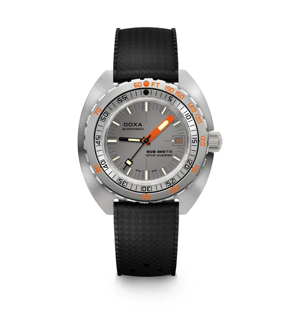Doxa SUB 300 Ti5 Clive Cussler 823.50.121.20-SE14 kol saati