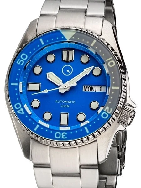 Islander Automatic Dive Watch with Solid-Link Bracelet, AR Sapphire Crystal, and Luminous