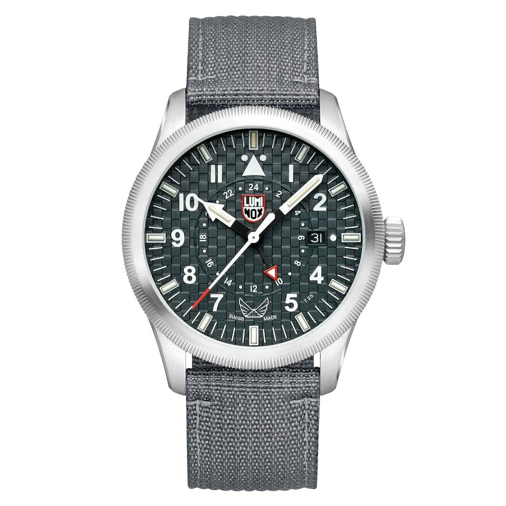 Luminox VOLITION AMERICA 'Flight Force' Pilot Watch #XA.9522.VOL 42 mm kol saati