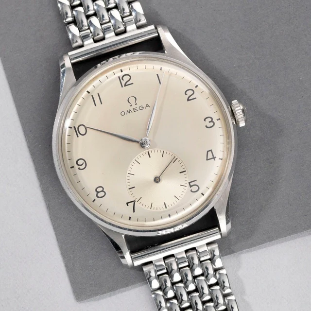 OMEGA Omega W-439 kol saati