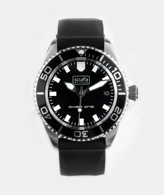 Scurfawatches D1-500-GLOSS-BLACK kol saati