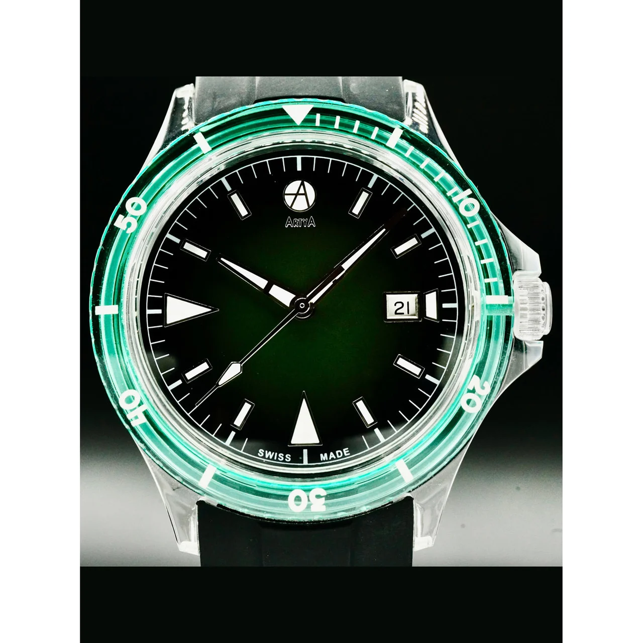 ArtyA Diver Crystal Green Smoke Green Bezel NAP210000039339 43 mm kol saati