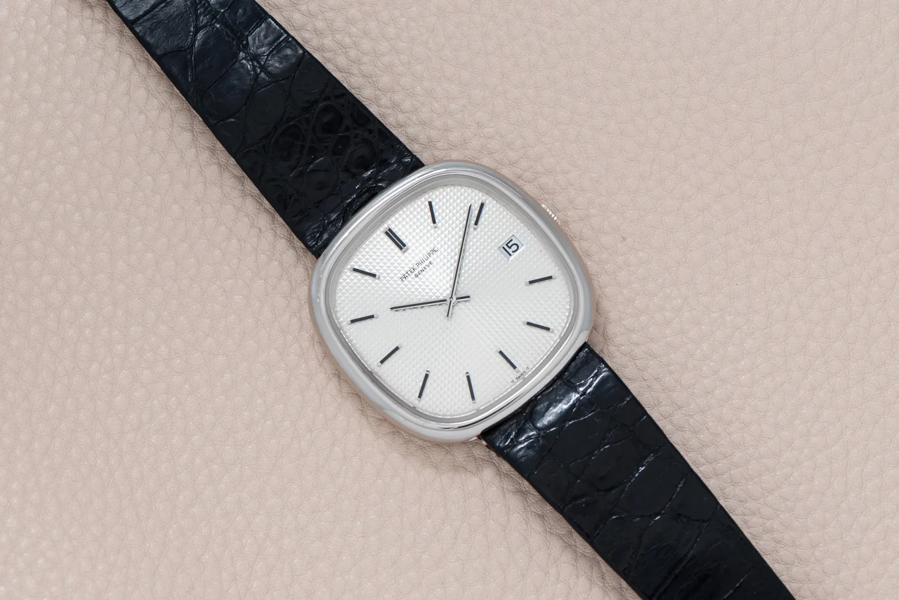 Patek Philippe Golden Ellipse 40930221 37 mm kol saati