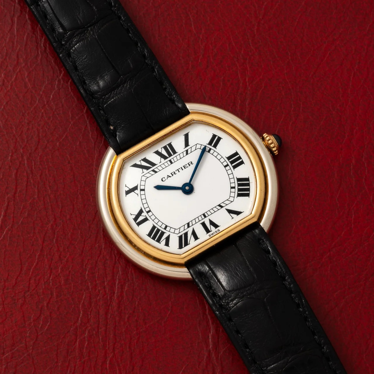 Cartier Ellipse 40950520 33 mm kol saati